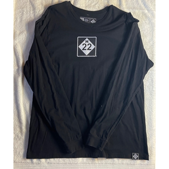 M22 Other - M22 Brand Long Sleeve T-Shirt - XL